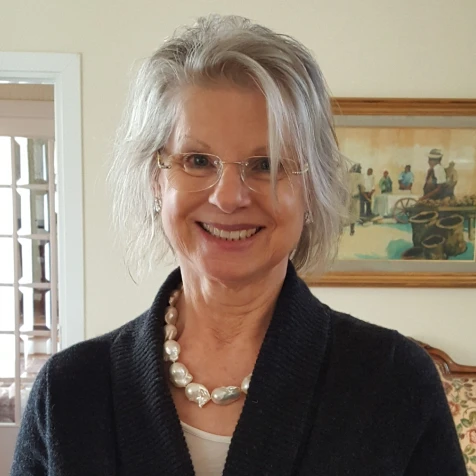 Lynn_Holt